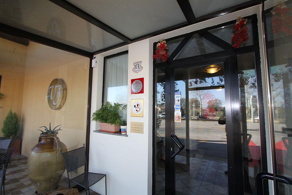 La Vecchia Fattoria Hotel Loreto Exterior photo